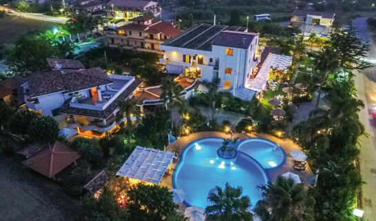 HOTEL LA BUSSOLA Fraz. Capo Vaticano - Ricadi (VV)