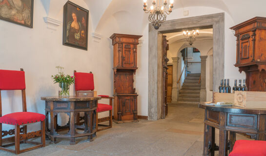 HOTEL PALAZZO SALIS (B&B) Soglio