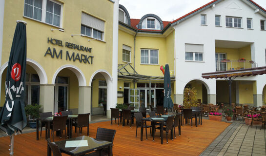 WARIAS HOTEL & RESTAURANT Braunsbedra