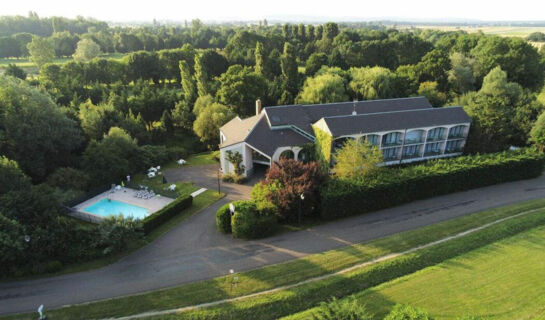 GOLF HÔTEL COLVERT (B&B) Levernois