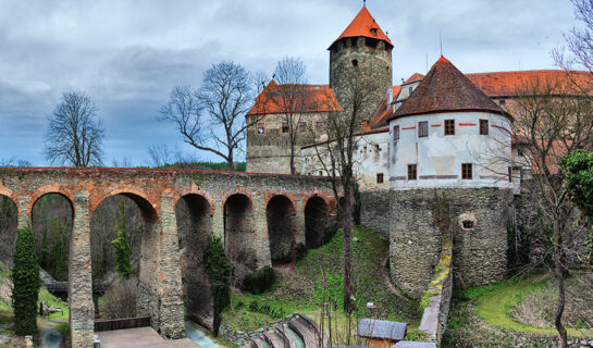 BURGHOTEL SCHLAINING (B&B) Stadtschlaining