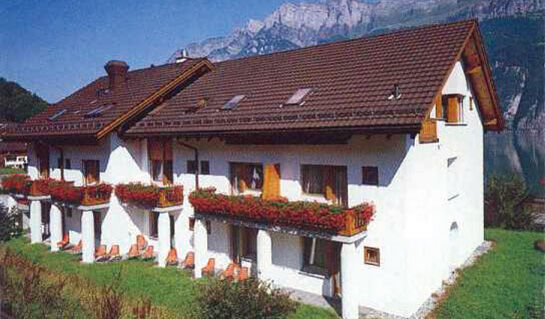 HOTEL SCHIFFAHRT (B&B) Mols