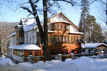 HOTEL ŚWIERADOW Bad Flinsberg