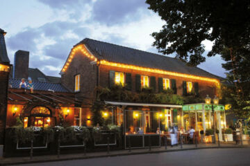 WELLINGS ROMANTIK HOTEL ZUR LINDE (B&B) Moers