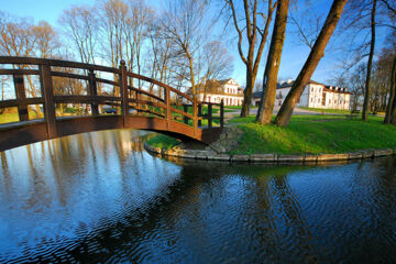 HOTEL & SPA  KOMBORNIA Korczyna